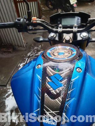 Suzuki Gixxer